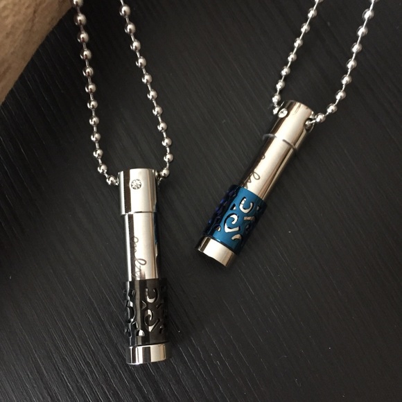 Only Love ash canister holder memorial necklace - Picture 2 of 7